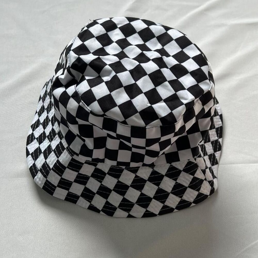 Shein Women's multi Hat - Picture 4 of 4
